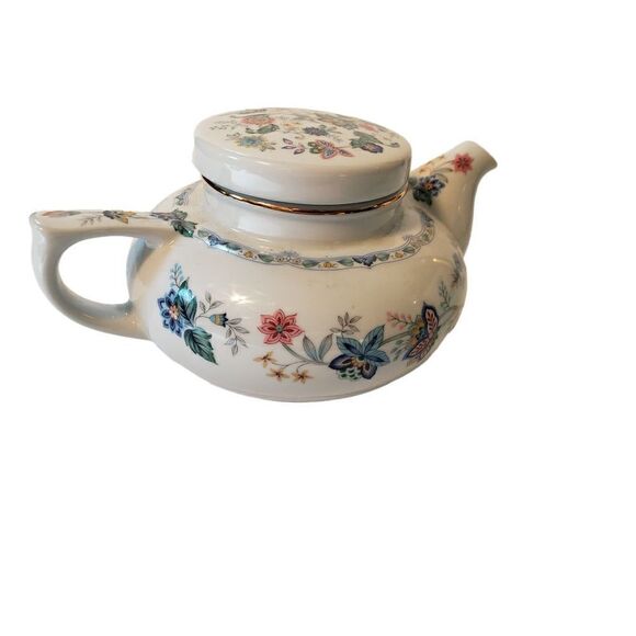 Andrea by Sadek Teapot - Picture 5 of 11